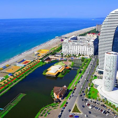 Sea View From The Clouds Aparthotel Batumi Exterior foto