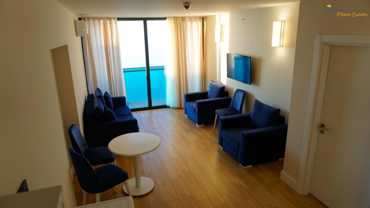 Sea View From The Clouds Aparthotel Batumi Exterior foto